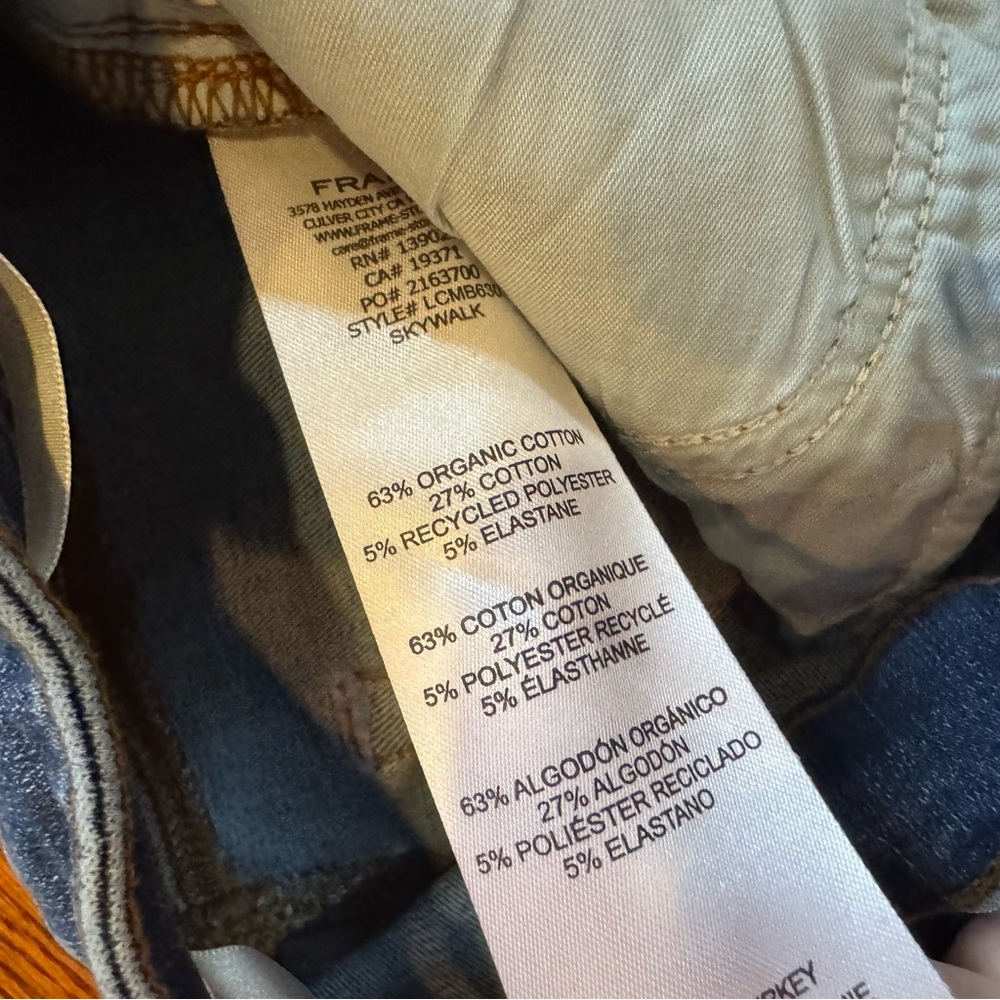 NWT Frame Le Crop Mini Boot Blue Jeans | Size 27 - Picture 5 of 7